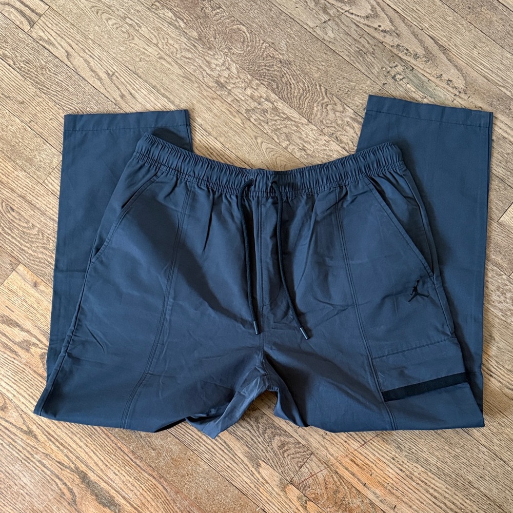 Air Jordan Standard Fit Gray Pants Sz L New With Tags
